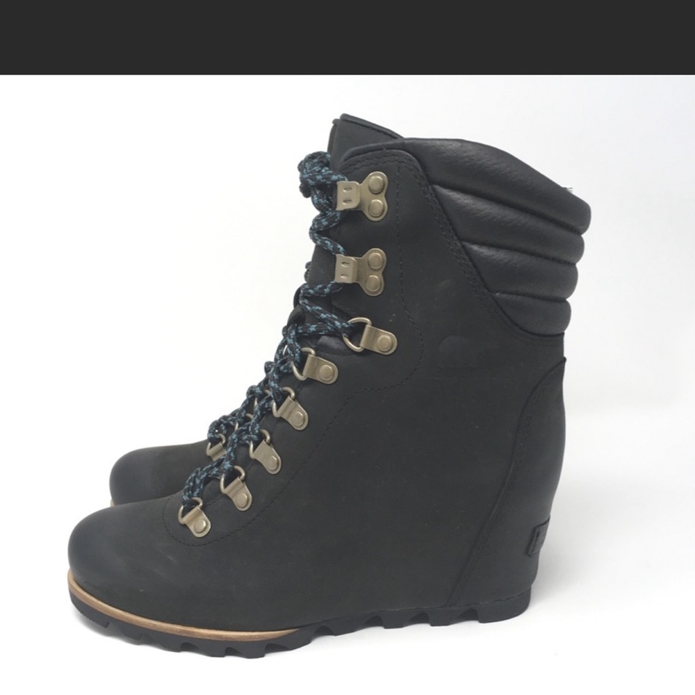 💥 HUGE BOOT DEAL - SOREL CONQUEST WATERPROOF WEDGE BOOTS NWOT
